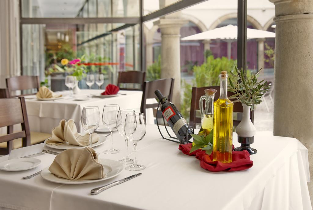 Trh Ciudad De Baeza Hotel Kültér fotó